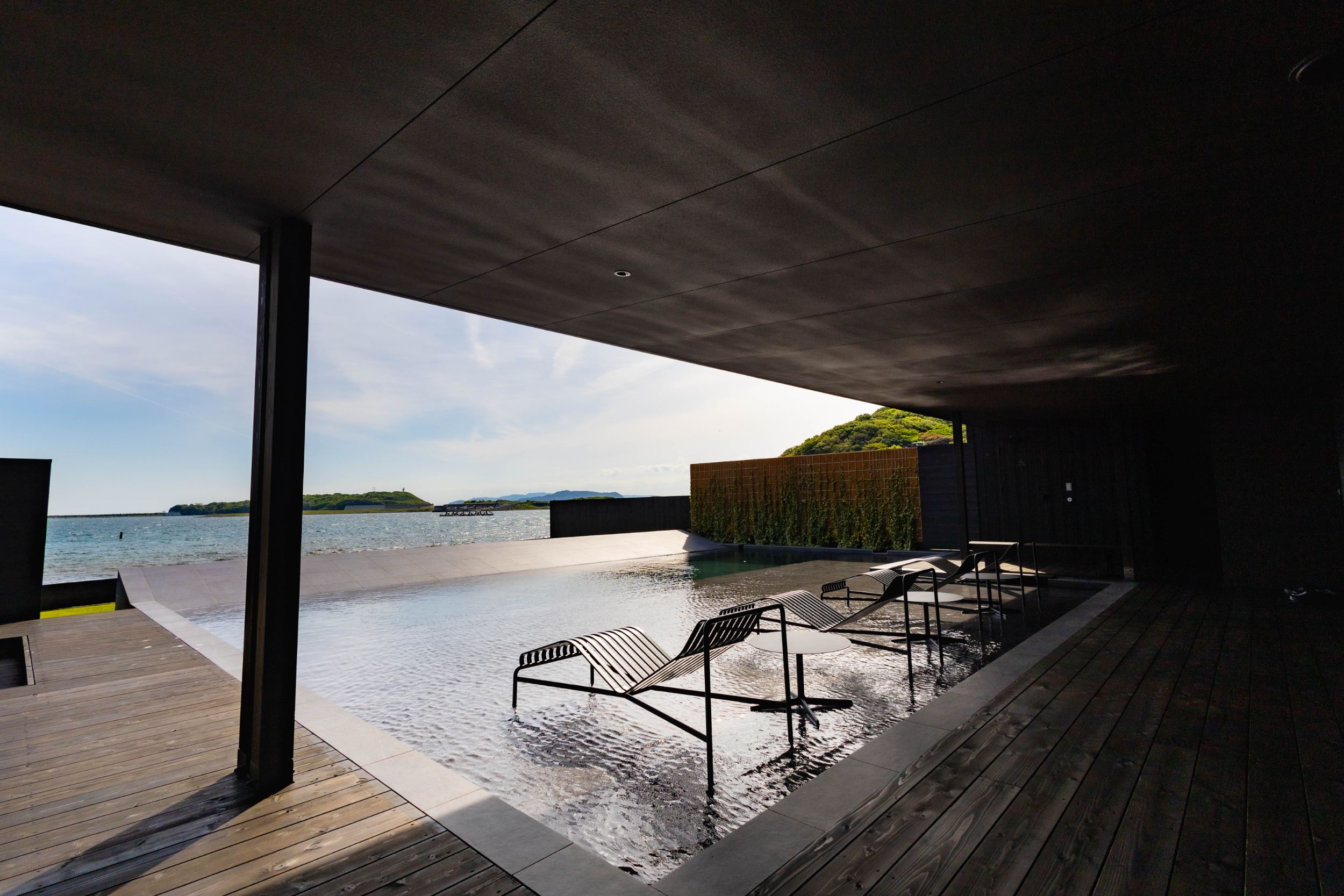 Multi-generational stay at Awaji Mare and Annex