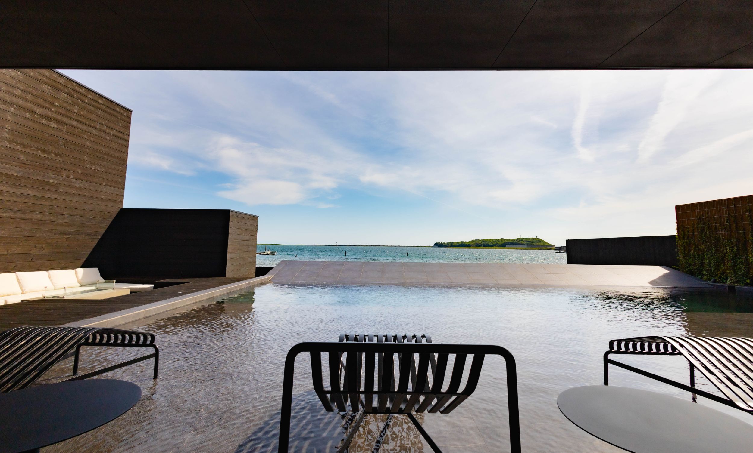 Multi-generational stay at Awaji Mare and Annex