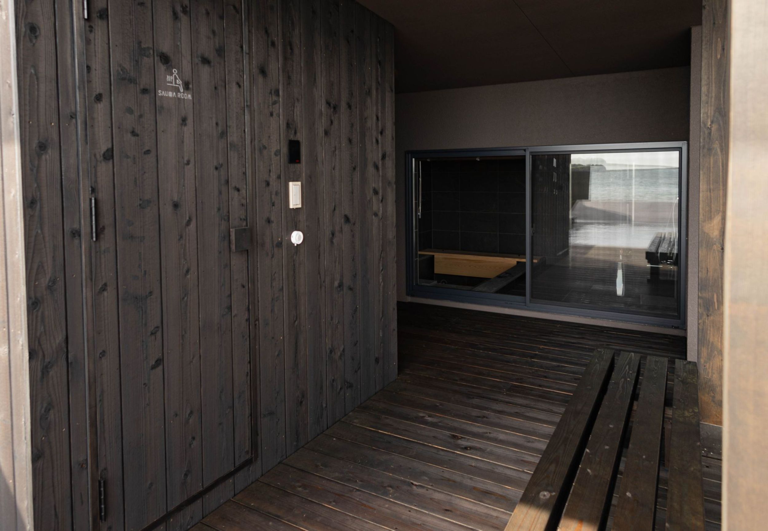 Friends stay at Awaji Mare