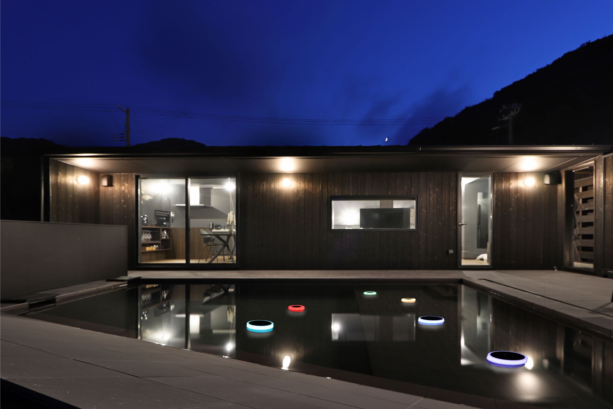 Awaji Annex